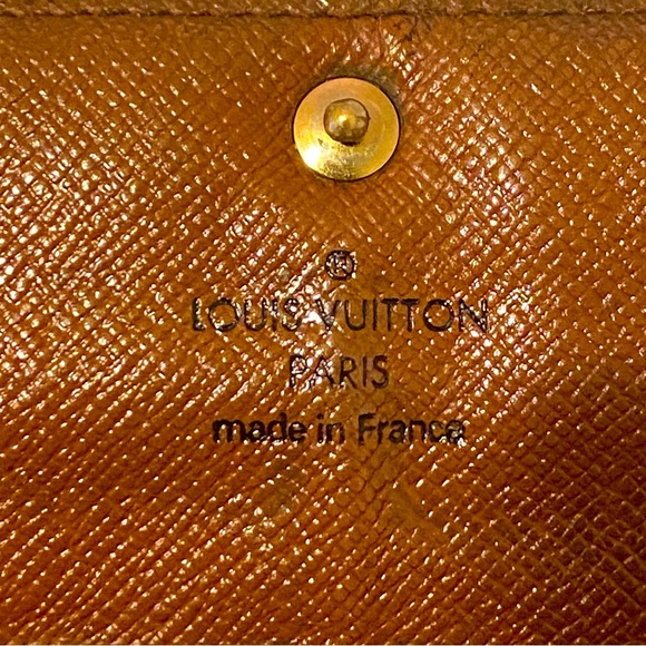 Louis Vuitton Monogram Portefeiulle Sarah
Long Bifold Wallet. 2007 France. - Picture 2 of 15